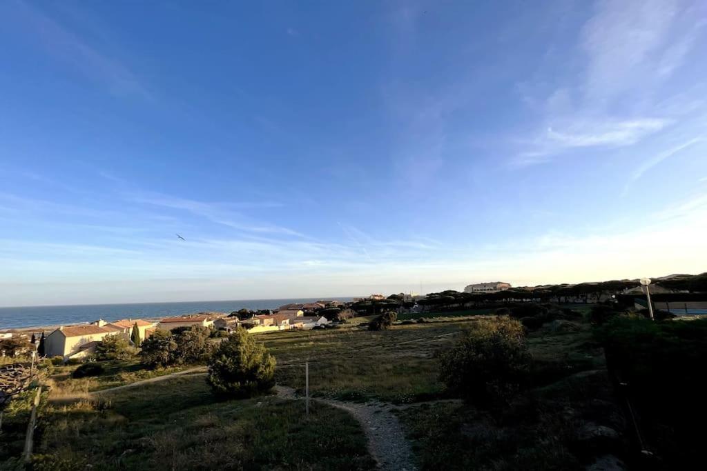 St-Pierre-La-Mer, Bel Appartement A Dans Residence Avec Piscine Et Tennis Entre 5 Et 10 Min De La Plage Fleury  Exterior foto